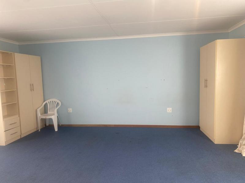 To Let 1 Bedroom Property for Rent in Queenstown Eastern Cape